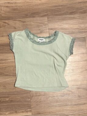 Tilly’s Brand Lace Trimmed Cropped Tee